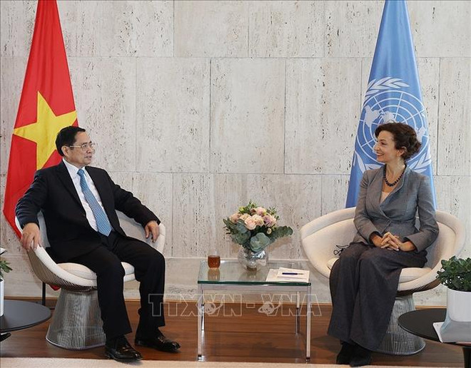 Le Premier ministre Pham Minh Chinh visite le siège de l'UNESCO à Paris ảnh 1 Le Premier ministre Pham Minh Chinh visite le siège de l'UNESCO à Paris ảnh 1