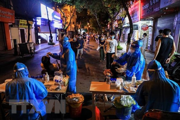 COVID-19 : 7.600 nouveaux cas signalés en 24 heures ảnh 1 COVID-19 : 7.600 nouveaux cas signalés en 24 heures ảnh 1