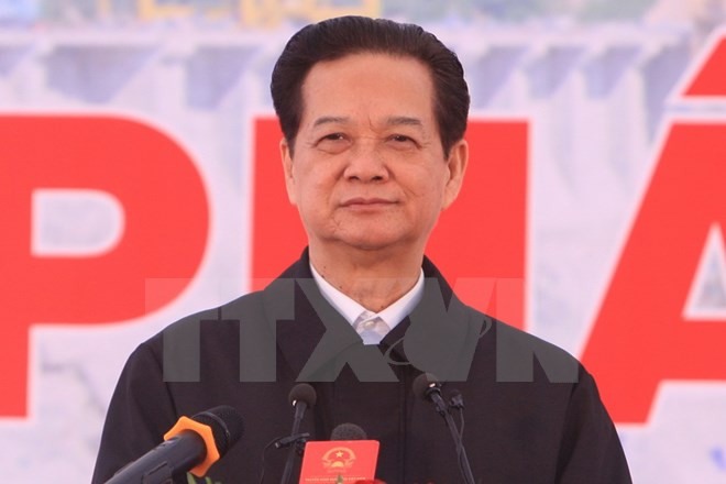 Mise en service d'un turboalternateur de la centrale hydroélectrique de Lai Chau ảnh 1