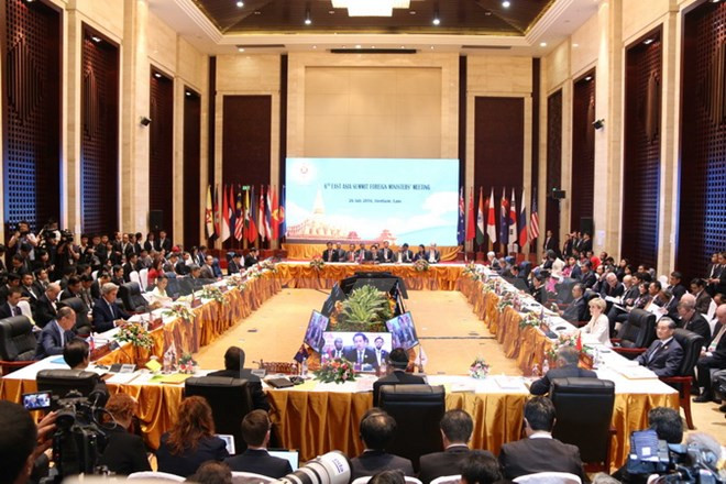 Le Vietnam avance plusieurs idées lors de conférences entre ASEAN et partenaires ảnh 1 Le Vietnam avance plusieurs idées lors de conférences entre ASEAN et partenaires ảnh 1