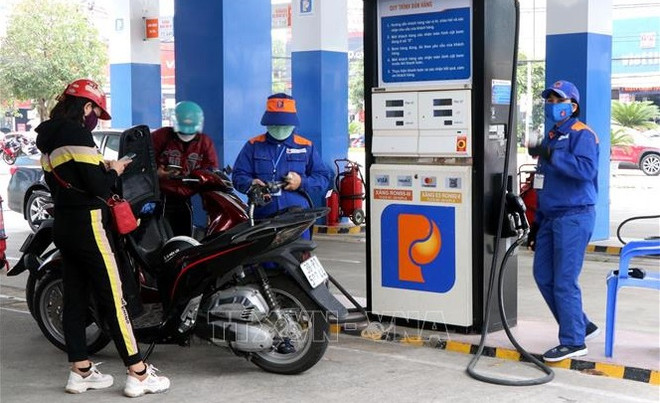 Les prix des carburants en baisse à partir du 13 novembre ảnh 1 Les prix des carburants en baisse à partir du 13 novembre ảnh 1