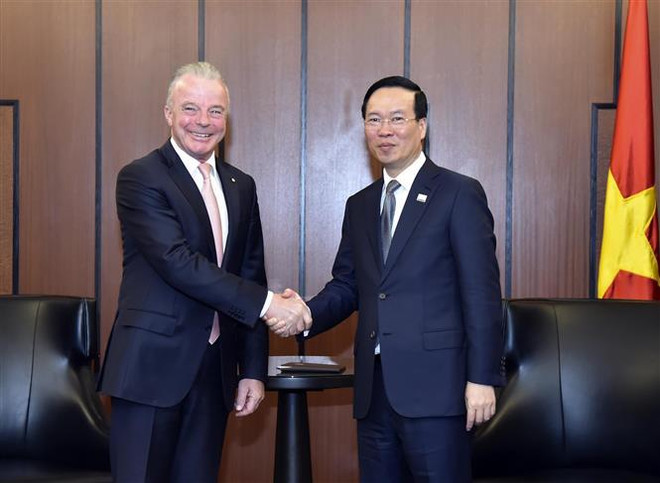 Le président Vo Van Thuong rencontre des dirigeants des groupes Apple et Boeing ảnh 2 Le président Vo Van Thuong rencontre des dirigeants des groupes Apple et Boeing ảnh 2