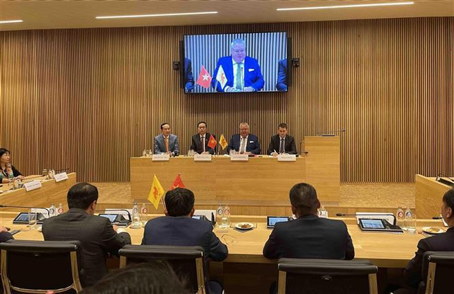 Le Parlement wallon invité à favoriser les projets de coopération entre la Wallonie et le Vietnam ảnh 1 Le Parlement wallon invité à favoriser les projets de coopération entre la Wallonie et le Vietnam ảnh 1