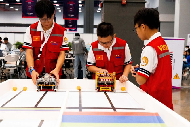Les équipes vietnamiennes remportent des nombreux prix à World Robot Olympiad ảnh 1 Les équipes vietnamiennes remportent des nombreux prix à World Robot Olympiad ảnh 1