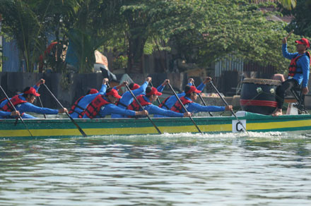 Binh Thuan remporte un Festival international des bateaux-dragons ảnh 1 Binh Thuan remporte un Festival international des bateaux-dragons ảnh 1