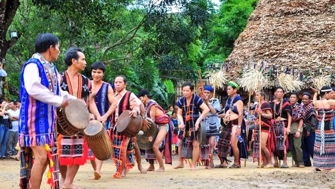Bientôt la Journée culturelle de l'ethnie Co Tu à Dà Nang ảnh 1 Bientôt la Journée culturelle de l'ethnie Co Tu à Dà Nang ảnh 1