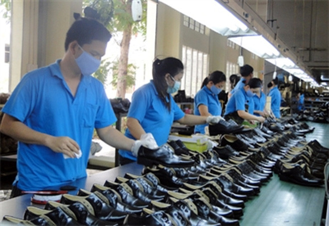 La CE évalue la régularité de taxes antidumping sur certaines chaussures vietnamiennes ảnh 1 La CE évalue la régularité de taxes antidumping sur certaines chaussures vietnamiennes ảnh 1