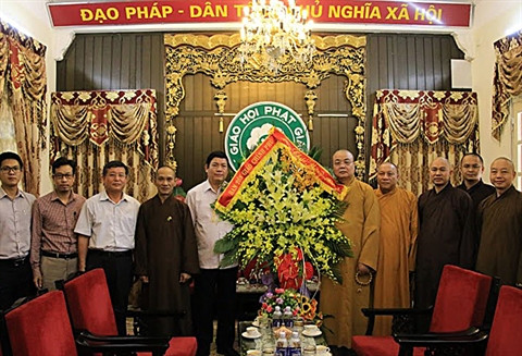 Vœux à l’Eglise bouddhique du Vietnam à l’occasion de la fête Vu Lan ảnh 1 Vœux à l’Eglise bouddhique du Vietnam à l’occasion de la fête Vu Lan ảnh 1