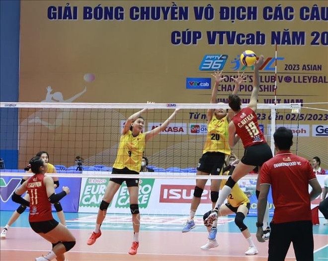 Le Vietnam triomphe au Championnat asiatique des clubs de volley-ball féminin 2023 ảnh 1
