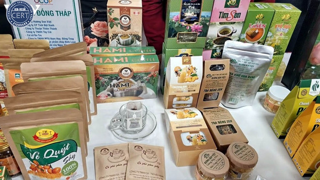 Promotion en Europe des produits vietnamiens OCOP 5 étoiles ảnh 1 Promotion en Europe des produits vietnamiens OCOP 5 étoiles ảnh 1