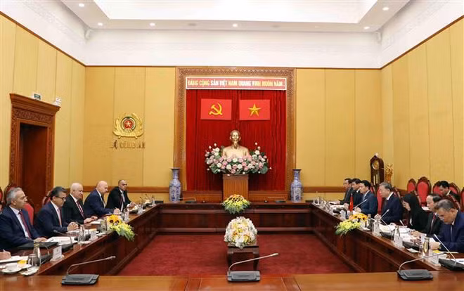Le Vietnam et la Palestine promeuvent leur coopération dans la lutte contre la criminalité ảnh 2