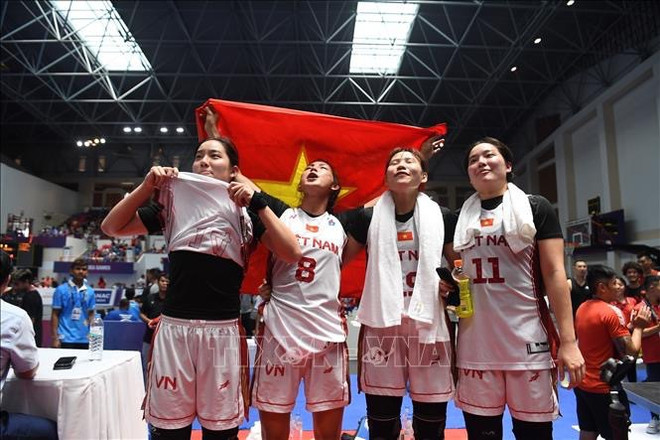 SEA Games 32 : l'équipe féminine de basketball 3x3 du Vietnam remporte une médaille d'or historique ảnh 2 SEA Games 32 : l'équipe féminine de basketball 3x3 du Vietnam remporte une médaille d'or historique ảnh 2
