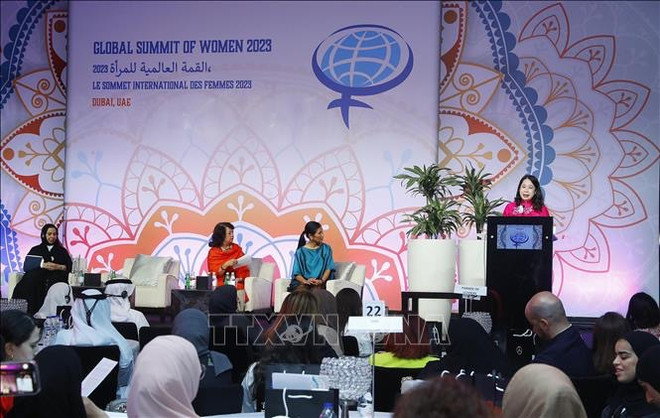 La vice-présidente Vo Thi Anh Xuan au Sommet mondial des femmes aux EAU ảnh 1 La vice-présidente Vo Thi Anh Xuan au Sommet mondial des femmes aux EAU ảnh 1