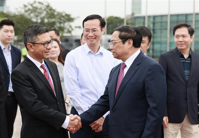 Le Premier ministre Pham Minh Chinh part pour le 42e Sommet de l'ASEAN ảnh 2 Le Premier ministre Pham Minh Chinh part pour le 42e Sommet de l'ASEAN ảnh 2