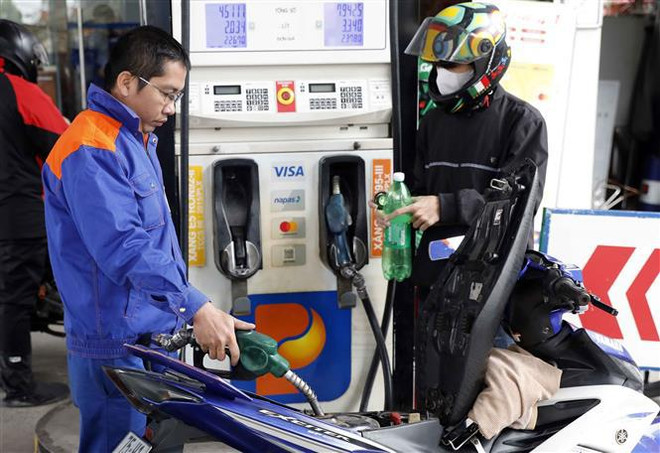 Baisse des prix des carburants ảnh 1 Baisse des prix des carburants ảnh 1