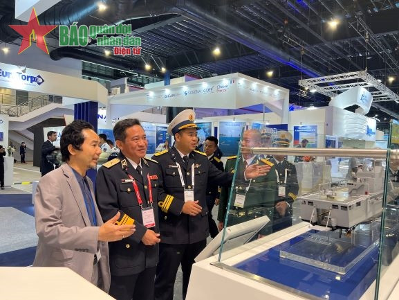Défense maritime : le Vietnam participe au salon asiatique IMDEX 2023 ảnh 1 Défense maritime : le Vietnam participe au salon asiatique IMDEX 2023 ảnh 1