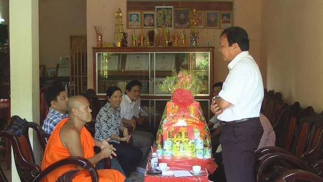 Les Khmers de Trà Vinh célèbrent la fête Sene Dolta ảnh 1 Les Khmers de Trà Vinh célèbrent la fête Sene Dolta ảnh 1