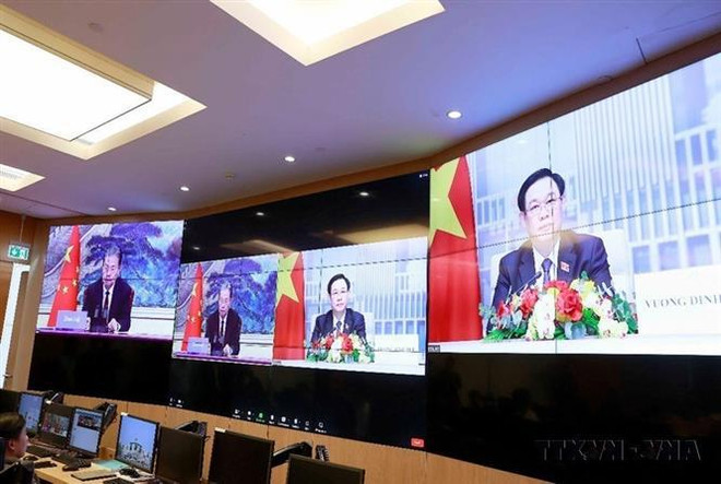 Ambassadeur Xiong Bo : La Chine apprécie hautement et salue la visite du président de l'Assemblée nationale Vuong Dinh Hue ảnh 2 Ambassadeur Xiong Bo : La Chine apprécie hautement et salue la visite du président de l'Assemblée nationale Vuong Dinh Hue ảnh 2