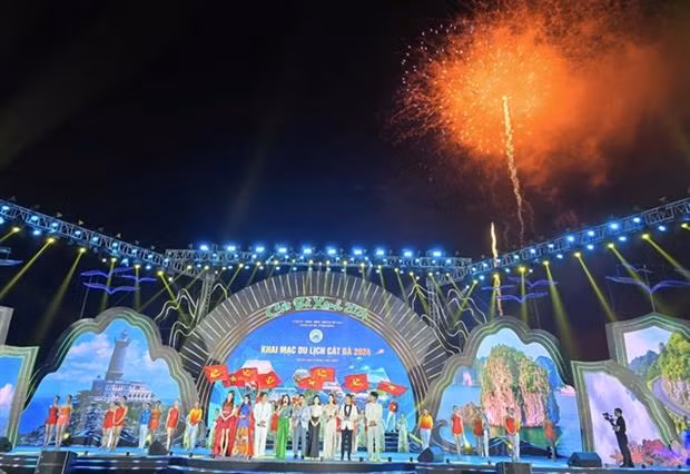 Ouverture de la saison touristique de Cat Ba 2024 ảnh 1