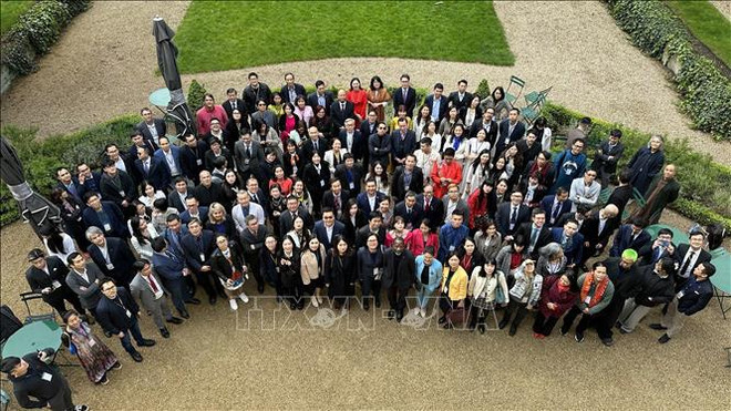 Le Vietnam Global Leaders Forum 2024 à Paris ảnh 1