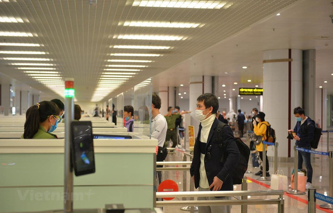 COVID-19: L’aéroport de Noi Bai devrait accueillir 276 ressortissants vietnamiens le 23 mars ảnh 1 COVID-19: L’aéroport de Noi Bai devrait accueillir 276 ressortissants vietnamiens le 23 mars ảnh 1