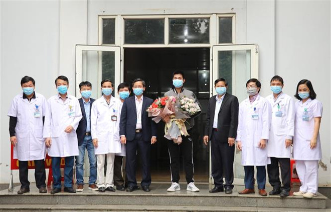 COVID-19 : Le 18e patient est sorti de l’hôpital ảnh 1 COVID-19 : Le 18e patient est sorti de l’hôpital ảnh 1
