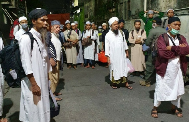 Indonésie : un rassemblement musulman à Jakarta se termine avec 183 personnes mises en quarantaine ảnh 1 Indonésie : un rassemblement musulman à Jakarta se termine avec 183 personnes mises en quarantaine ảnh 1