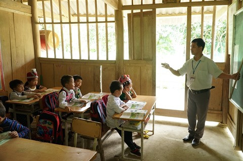 COVID-19 : les enseignants face aux obstacles ảnh 2 COVID-19 : les enseignants face aux obstacles ảnh 2