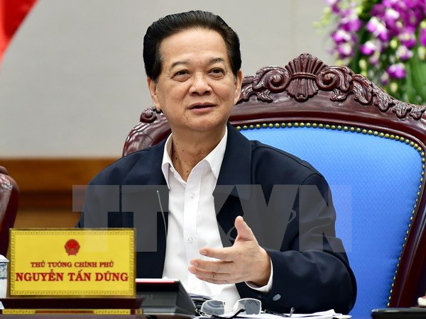 Le gouvernement et les localités discutent des plans pour 2016 ảnh 1