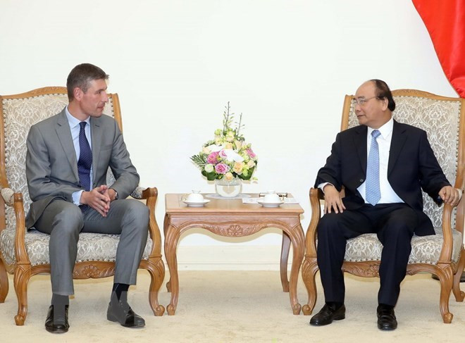 Le PM salue les apports de l’ambassadeur du Royaume-Uni aux liens bilatéraux ảnh 1 Le PM salue les apports de l’ambassadeur du Royaume-Uni aux liens bilatéraux ảnh 1