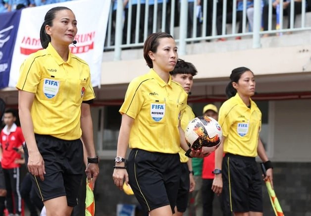 Deux Vietnamiennes pourraient intégrer le staff d'arbitrage de la 2023 Women's World Cup ảnh 1 Deux Vietnamiennes pourraient intégrer le staff d'arbitrage de la 2023 Women's World Cup ảnh 1
