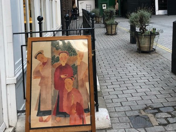 Le public de Londres impressionné par des œuvres de célèbres peintres vietnamiens ảnh 1 Le public de Londres impressionné par des œuvres de célèbres peintres vietnamiens ảnh 1