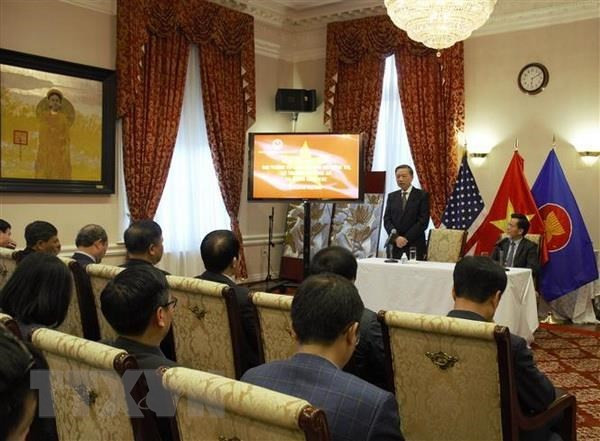 Le ministre Tô Lâm rencontre l’ambassade du Vietnam aux États-Unis ảnh 1 Le ministre Tô Lâm rencontre l’ambassade du Vietnam aux États-Unis ảnh 1