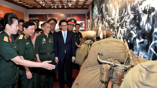 La victoire de Diên Biên Phu revisitée 65 ans après ảnh 1 La victoire de Diên Biên Phu revisitée 65 ans après ảnh 1