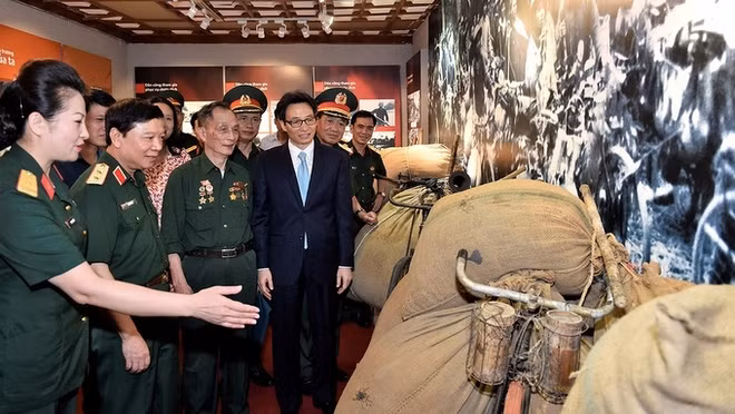 La victoire de Diên Biên Phu revisitée 65 ans après ảnh 1