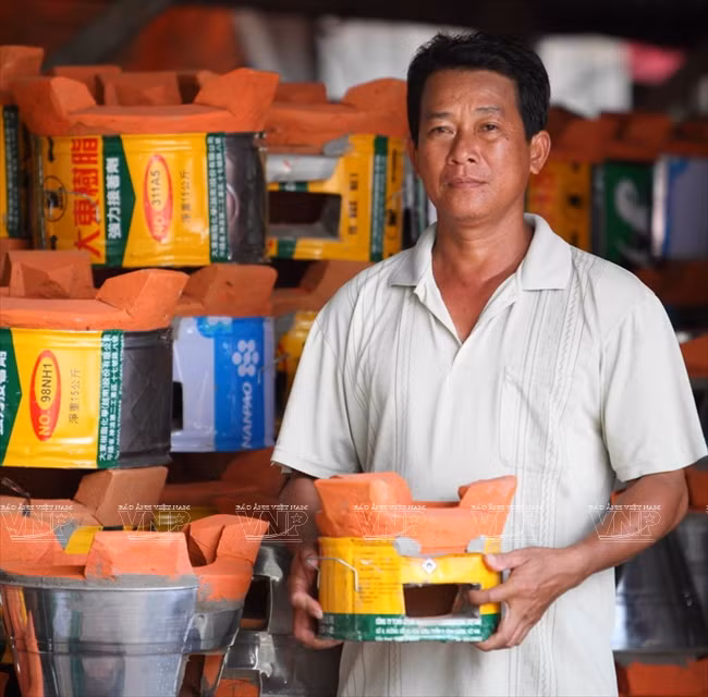 Le dernier atelier de fabrication de fours en terre cuite à Saigon ảnh 3