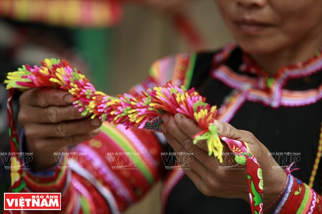Le superbe turban féminin de l’ethnie La Hu ảnh 7