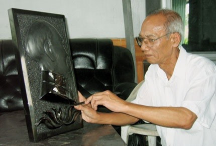 Cinq œuvres extraordinaires pour honorer le Président Hô Chi Minh ảnh 4