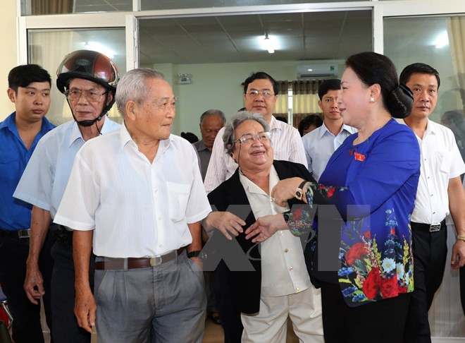 La présidente de l’Assemblée nationale rencontre l’électorat de Cân Tho ảnh 1 La présidente de l’Assemblée nationale rencontre l’électorat de Cân Tho ảnh 1