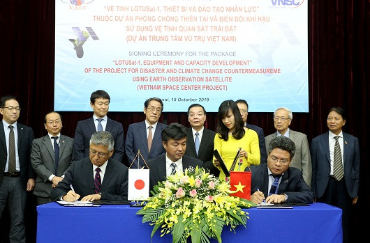 Vietnam-Japon: signature d’un contrat de satellite météorologique de plus de 180 millions de dollars ảnh 1 Vietnam-Japon: signature d’un contrat de satellite météorologique de plus de 180 millions de dollars ảnh 1