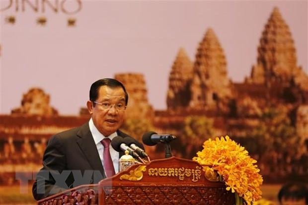 Le Premier ministre cambodgien Samdech Techo Hun Sen entame sa visite officielle au Vietnam ảnh 1