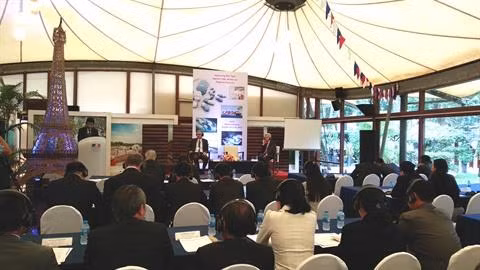 Séminaire à Hanoï : la fin des médicaments contrefaits ? ảnh 1