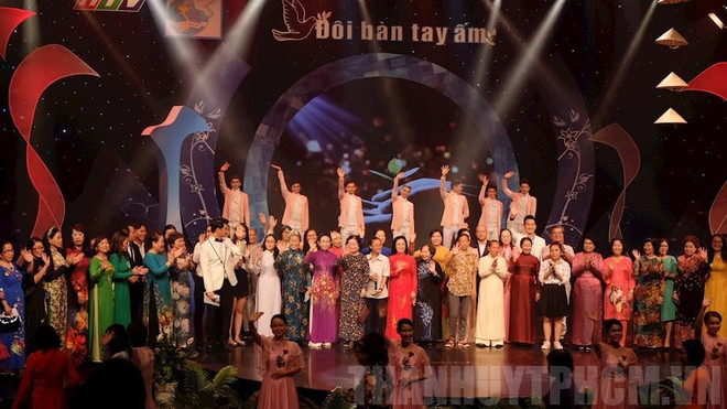 HCM-Ville: un programme artistique en faveur des femmes défavorisées ảnh 1 HCM-Ville: un programme artistique en faveur des femmes défavorisées ảnh 1