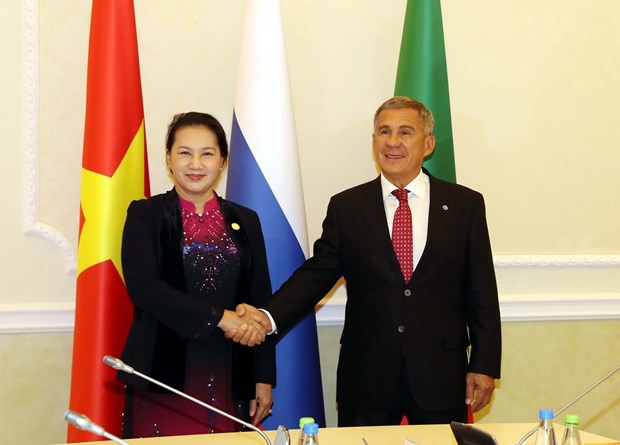Entrevue entre la présidente de l'AN vietnamienne et le président du Tatarstan ảnh 1 Entrevue entre la présidente de l'AN vietnamienne et le président du Tatarstan ảnh 1