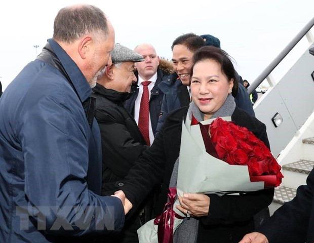 La présidente de l’AN arrive à Kazan, au Tatarstan ảnh 1 La présidente de l’AN arrive à Kazan, au Tatarstan ảnh 1