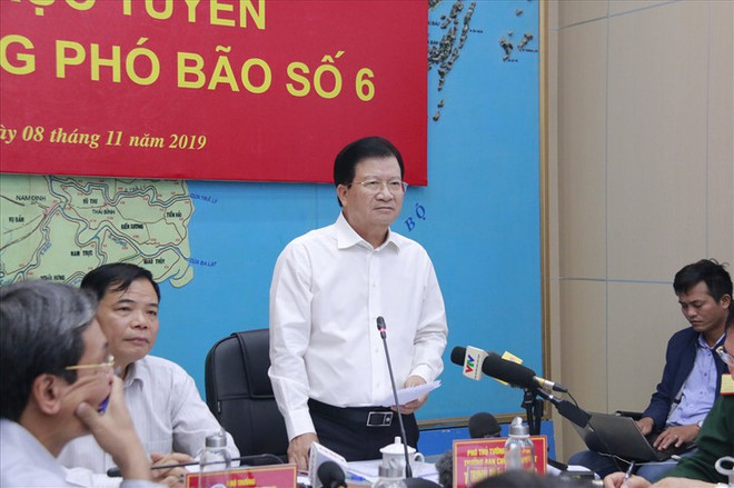  Le Vietnam se prépare à affronter le typhon Nakri ảnh 1