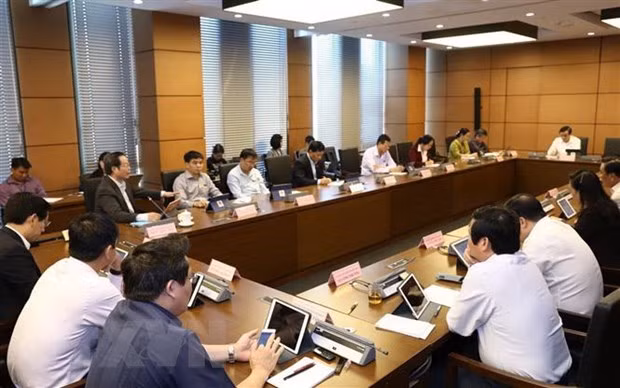 AN : Les projets de lois sur l'investissement et les entreprises (amendées) en discussion ảnh 1 AN : Les projets de lois sur l'investissement et les entreprises (amendées) en discussion ảnh 1