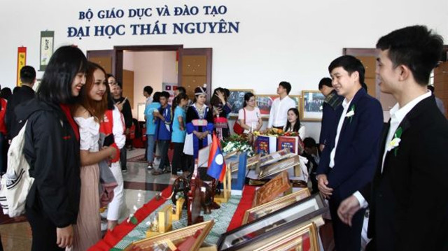 Ouverture de l’espace culturel Vietnam-Laos ảnh 1