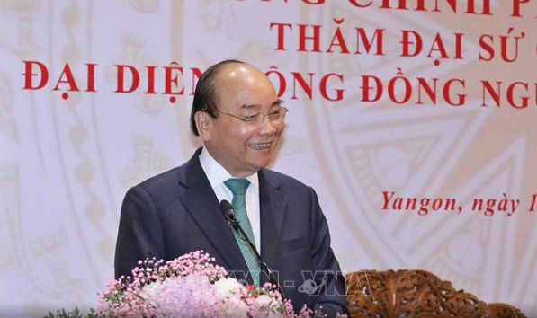 Le PM Nguyên Xuân Phuc rencontre la communauté des Vietnamiens au Myanmar ảnh 1 Le PM Nguyên Xuân Phuc rencontre la communauté des Vietnamiens au Myanmar ảnh 1