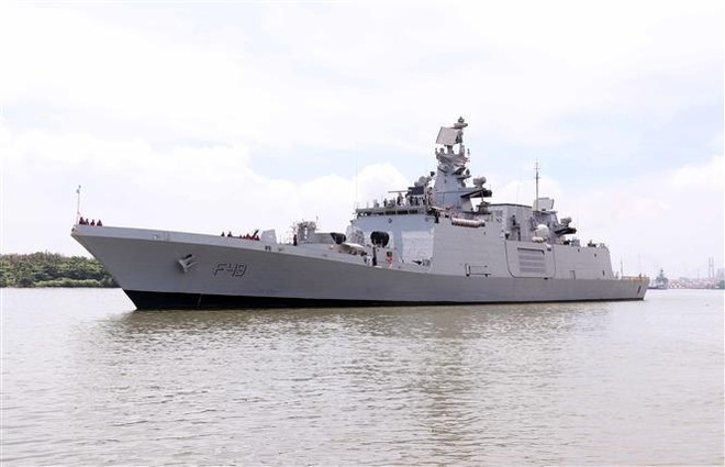 Deux navires de la Marine indienne en visite d’amitié à Ho Chi Minh-Ville ảnh 2